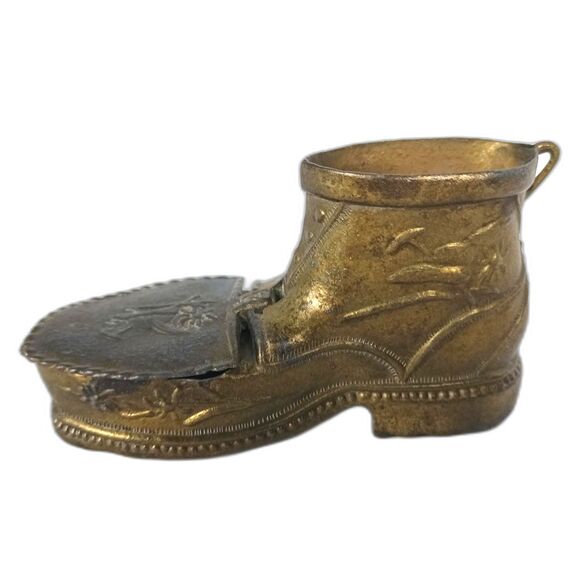 Brass Plated Shoe Ashtray Pewter With Flip Up Lid Desk Table Shelf Decor - Picture 1 of 7